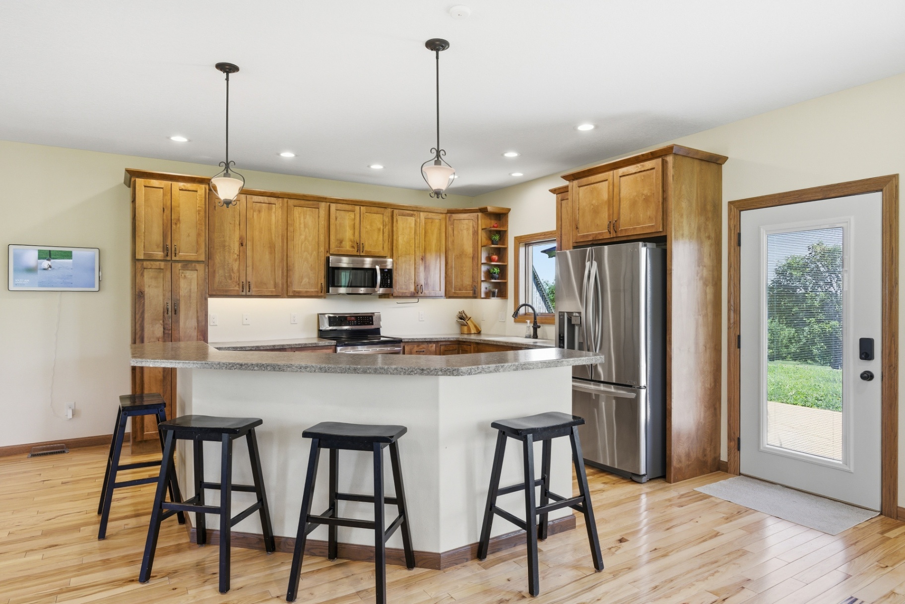 Kitchen island with pendant lighting