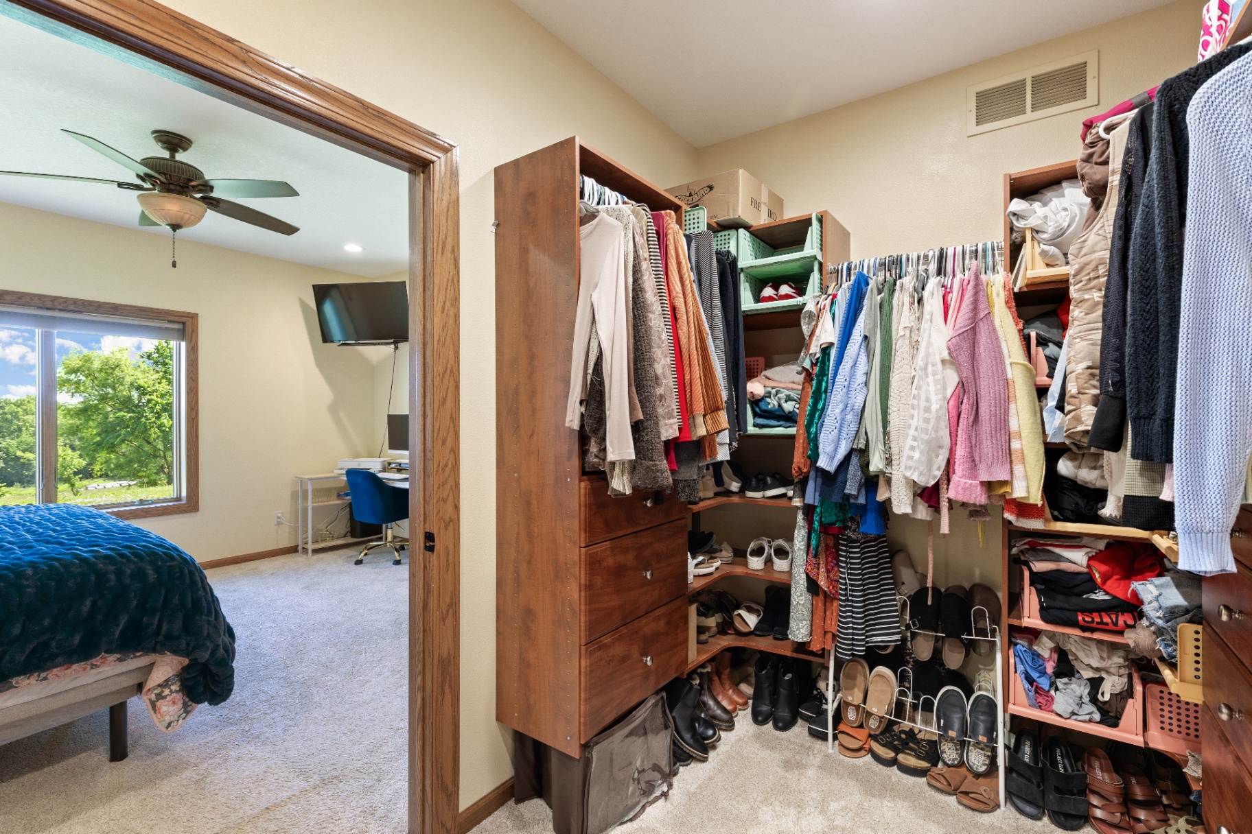 Walk-in primary closet